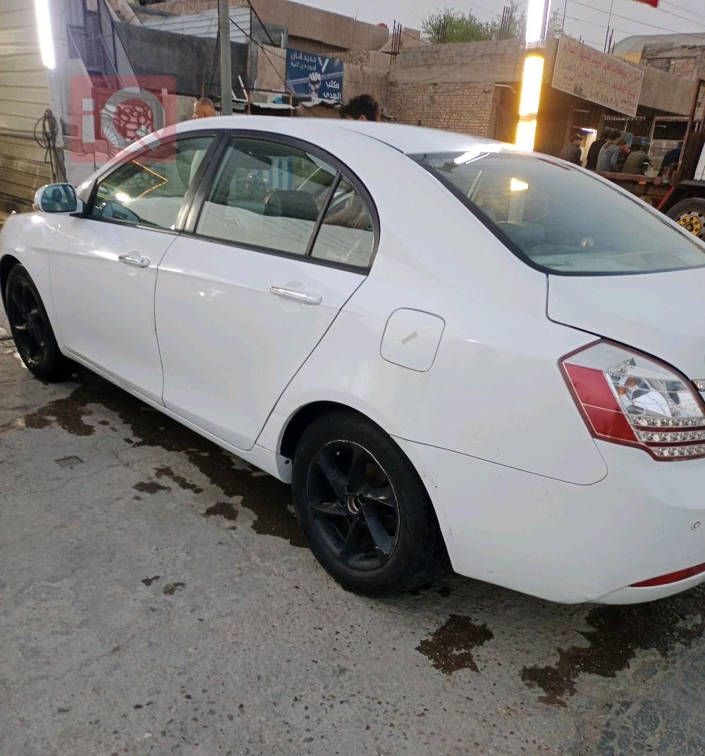 جيلي امجراند EC7